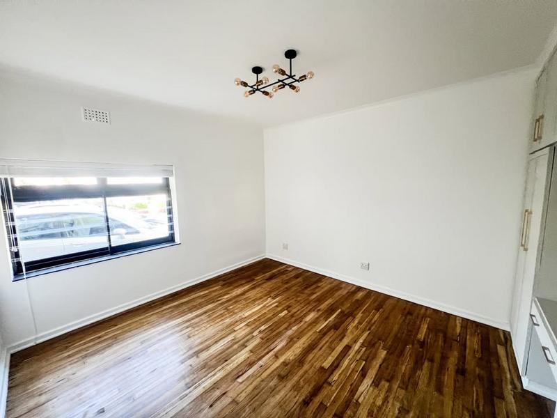 To Let 2 Bedroom Property for Rent in Fish Hoek Western Cape